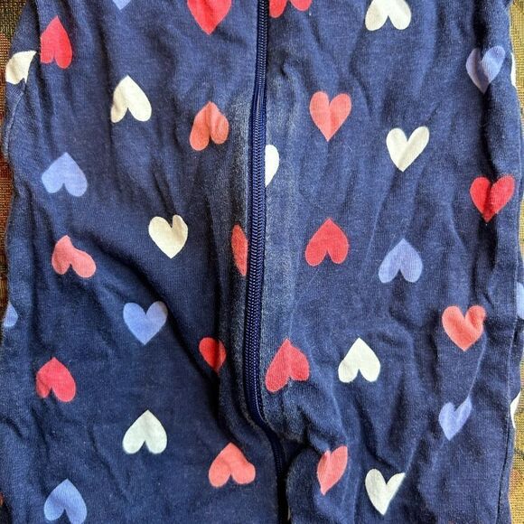 5 for $25🔥Baby Girl 0-3 Months Onesies Brand Hearts Footies Jumpsuit - Picture 3 of 5